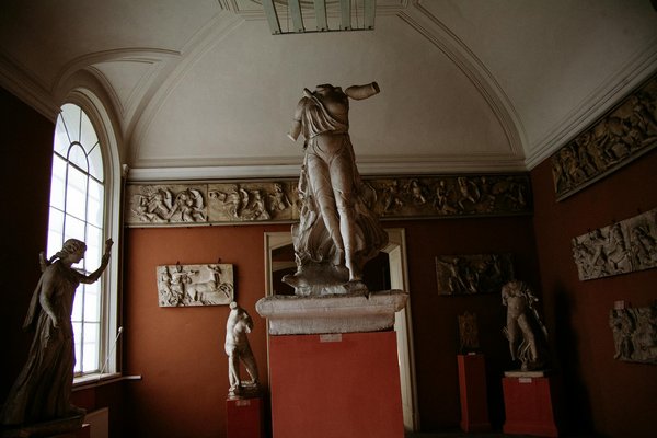 Les tendances incontournables des bijoux en argent 2023